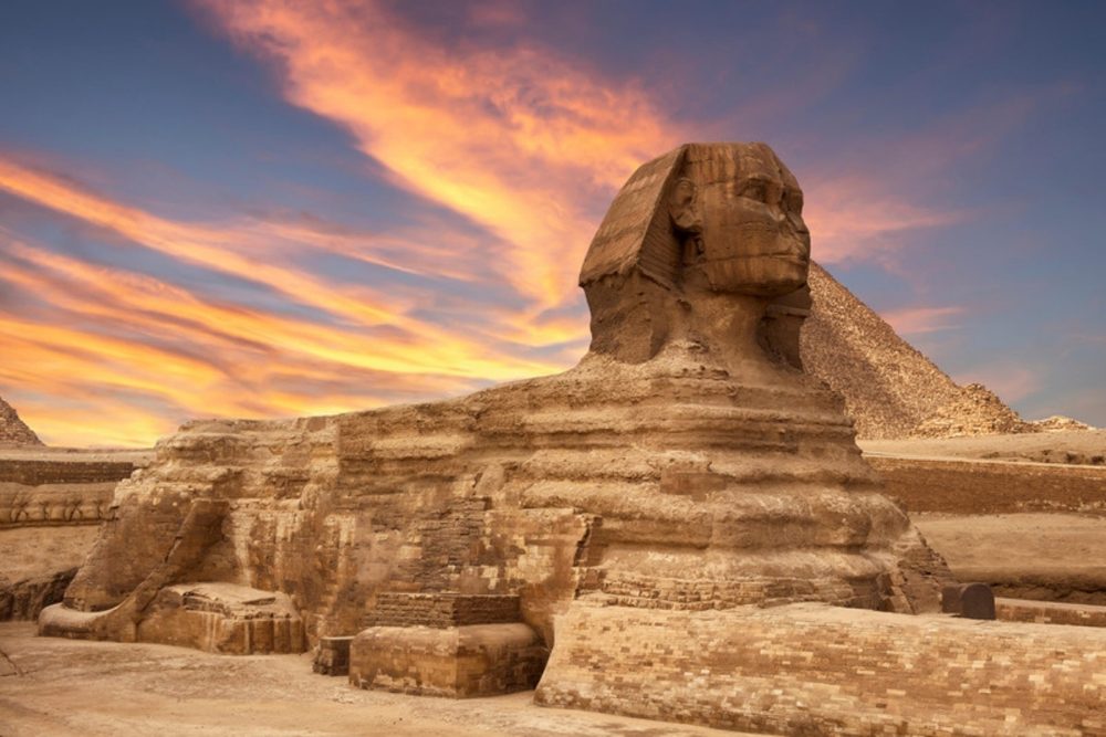 Esfinge y Pirámides de Guiza al atardecer, El Cairo