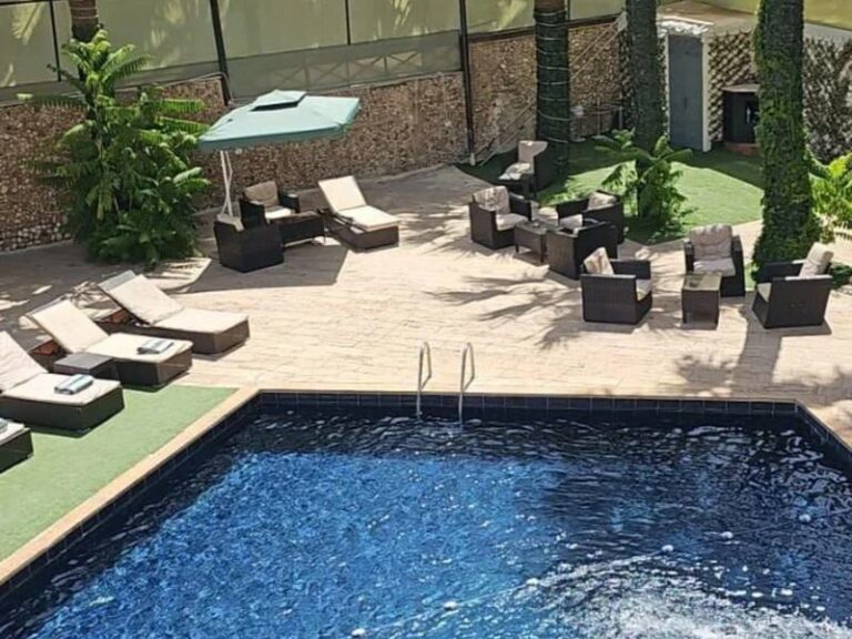 Amman West Hotel, Ammán