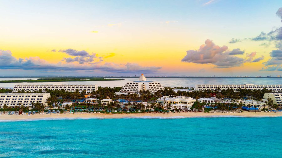 The Pyramid at Grand Cancún by Oasis, Cancún