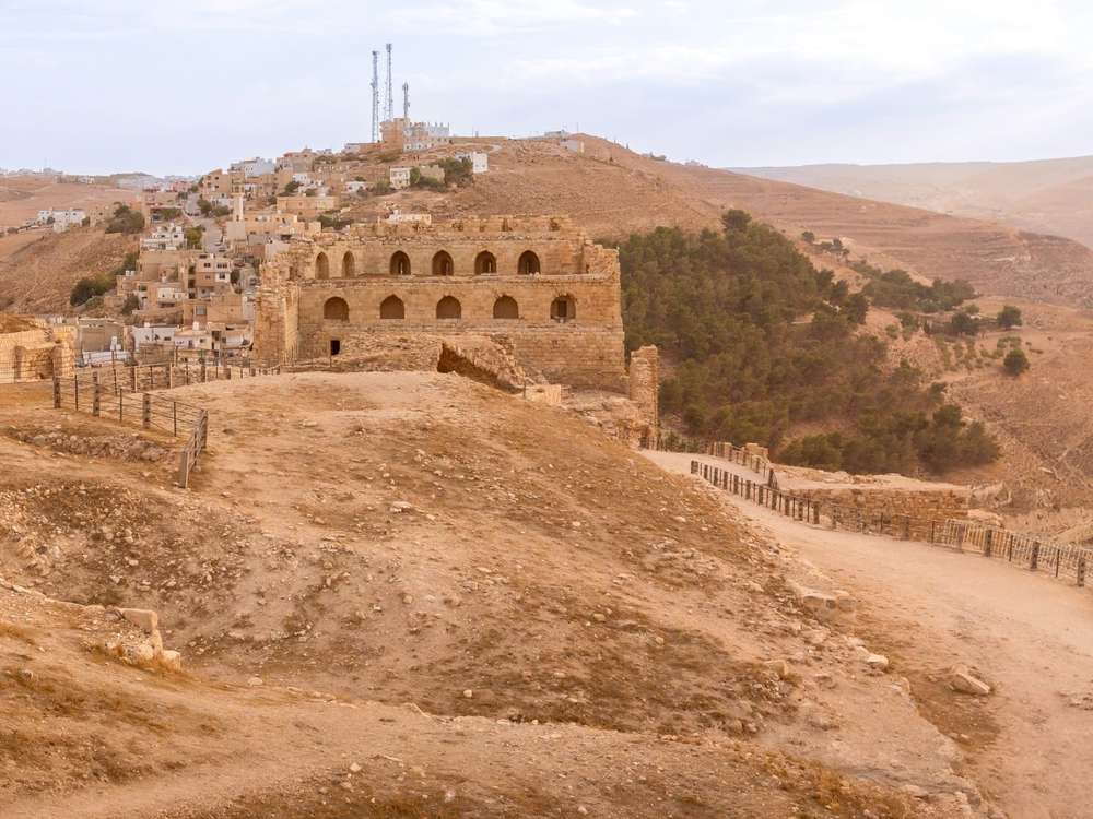 Castillo cruzado de Karak sobre la colina
