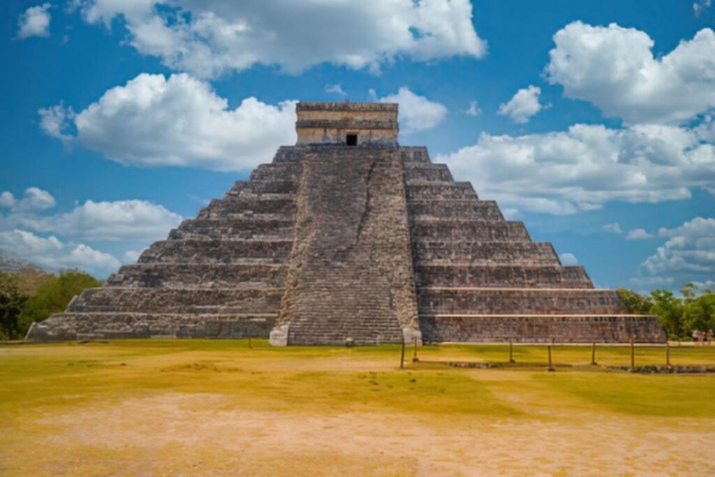 Chichén Itzá Collection